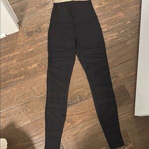 Lululemon black leggings